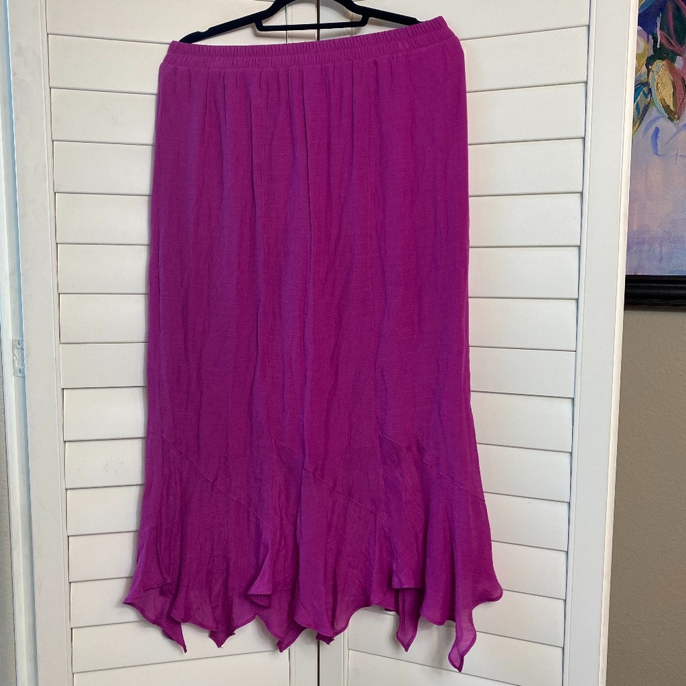 AGB Fuchsia Skirt, size M